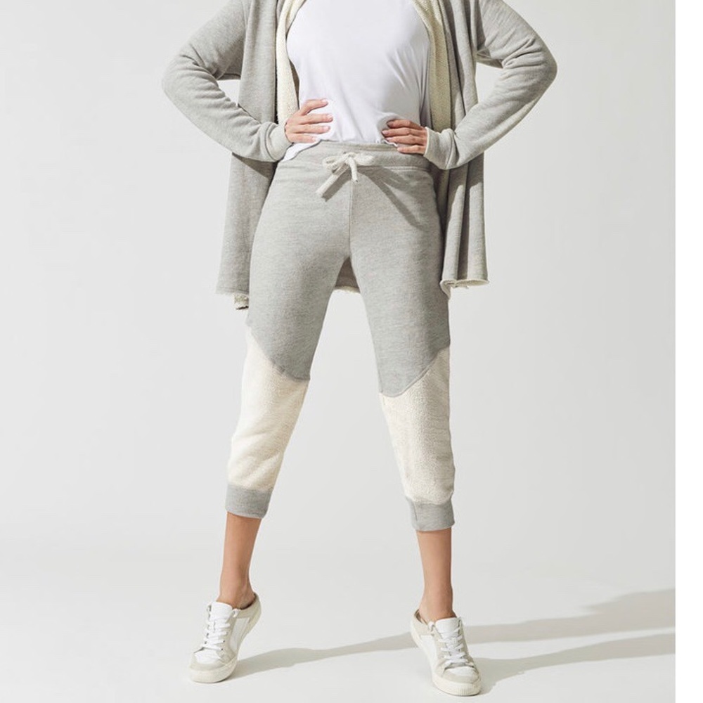 [NWT] [chill by will] [carbon38] ✨ Grey Joggers ✨